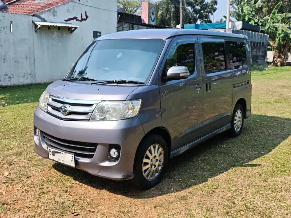 Daihatsu Luxio 2009 Bensin
