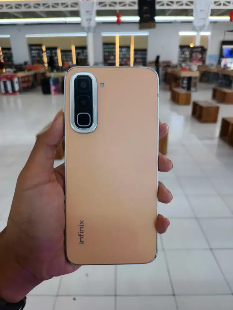INFINIX HOT 70 8/128