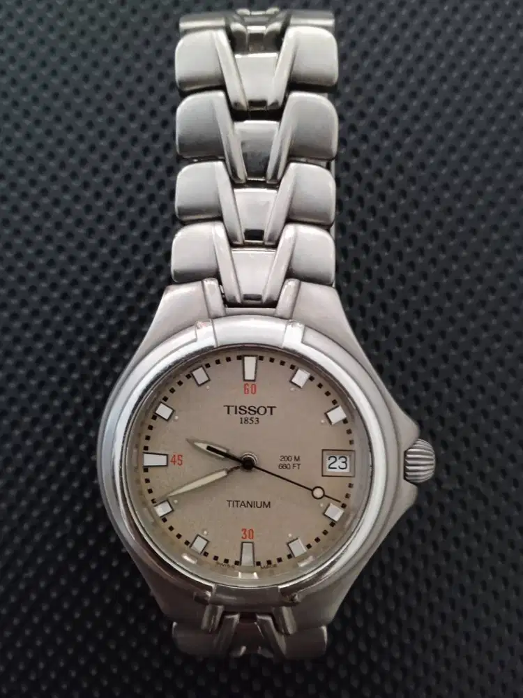 Jam TISSOT T660 TITANIUM