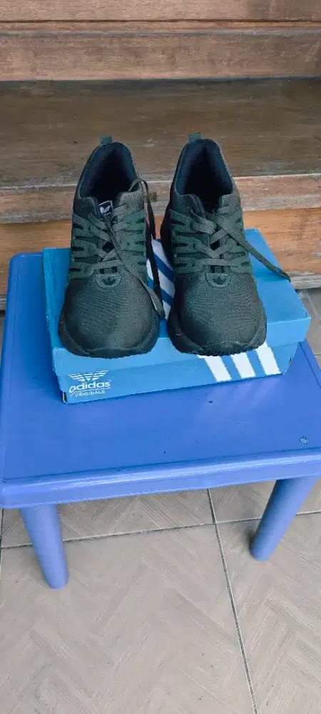 Sepatu Adidas Hijau Army Hitam Uk 42