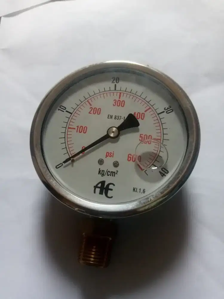 Pressure gauge 600 psi 40 bar
