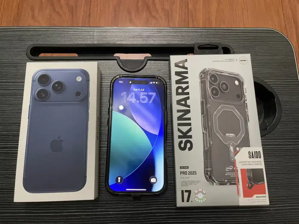 iPhone 17 Pro 256GB Deep Blue (LIKE NEW)