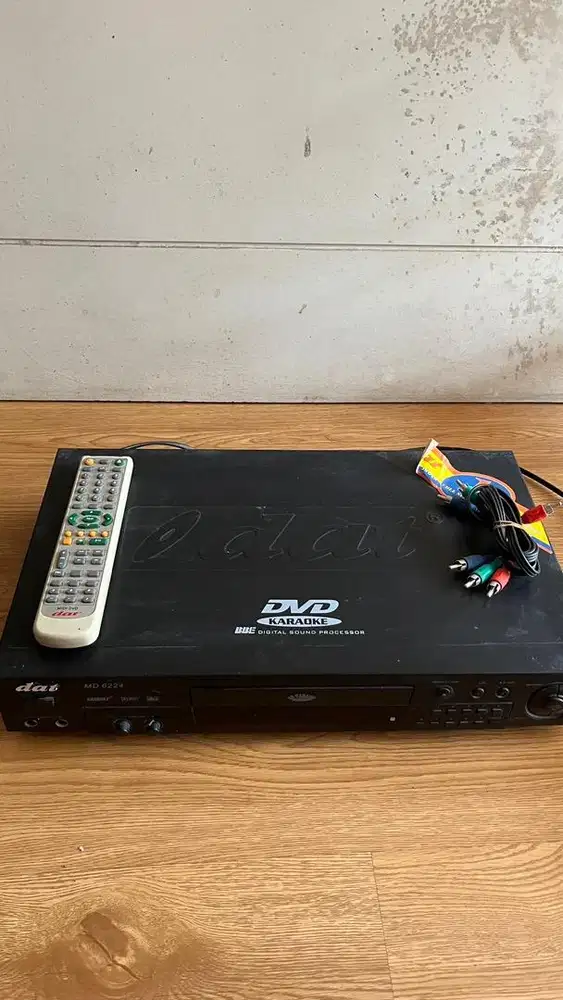 DAT DVD Player Karaoke MD 6224 VCD Mp3 USB