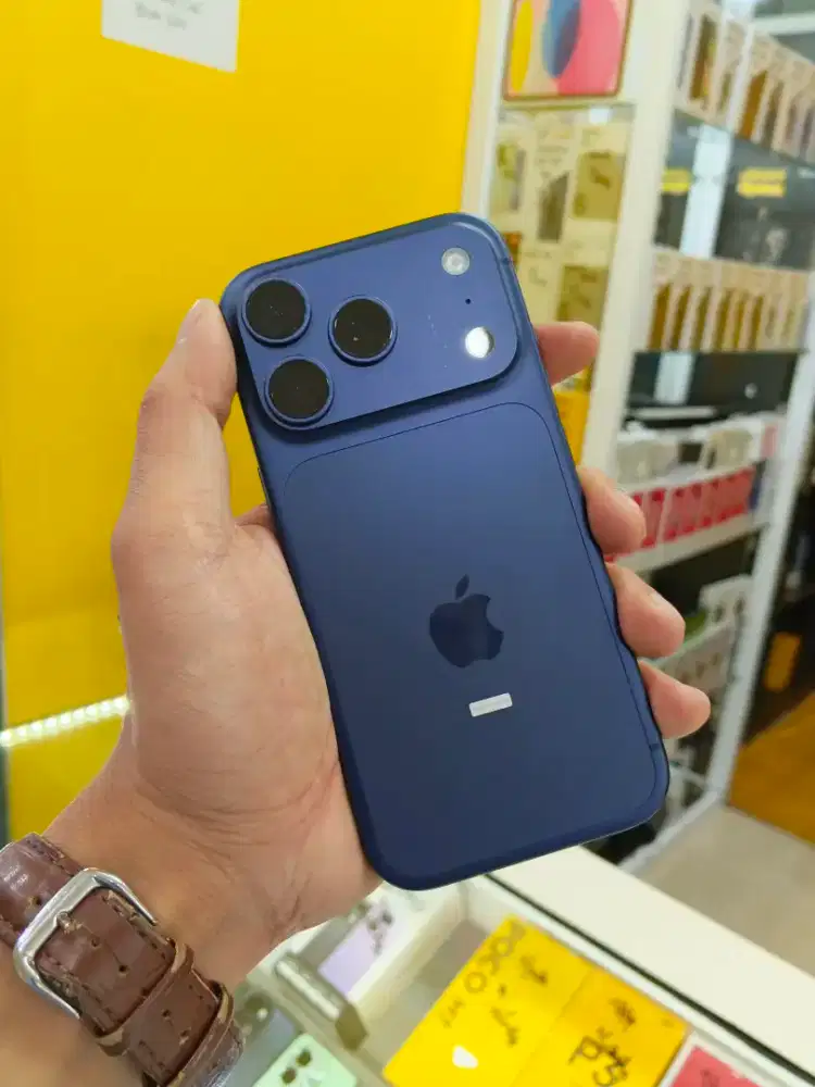 iPhone 17 Pro 256 GB iBox