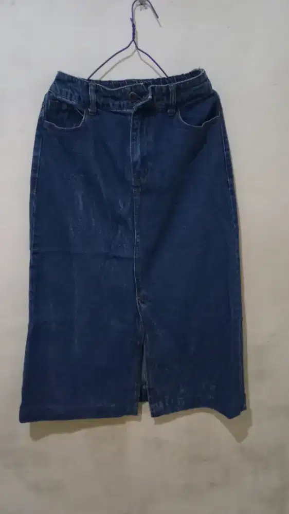 Rok jeans wanita