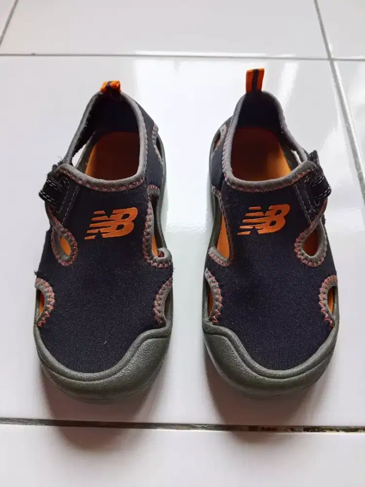 Sepatu Sandal Anak New Balance Original