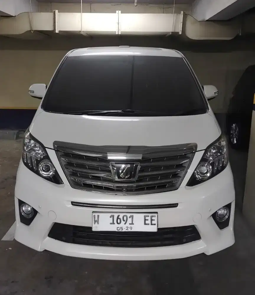 Alphard 2014 sc 2.4 AT milik pribadi