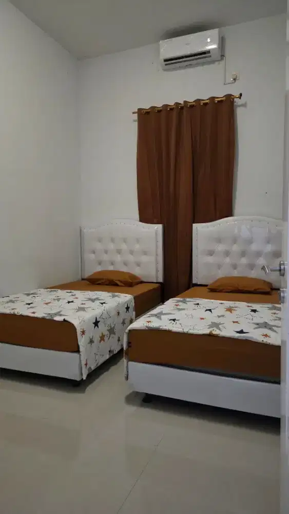 Kamar atau rumah disewakan harian