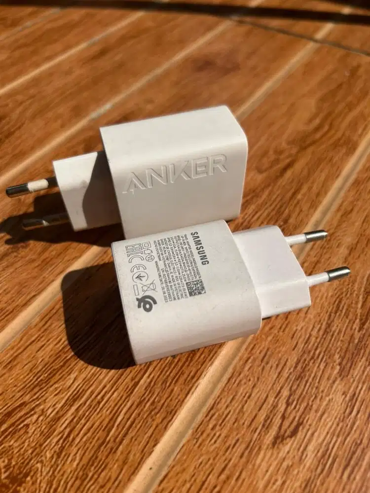 kepala charger/casan branded