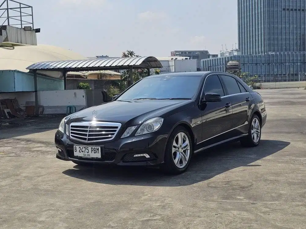 Mercedes E250 avantgarde w212 2010/2011 Istimewa