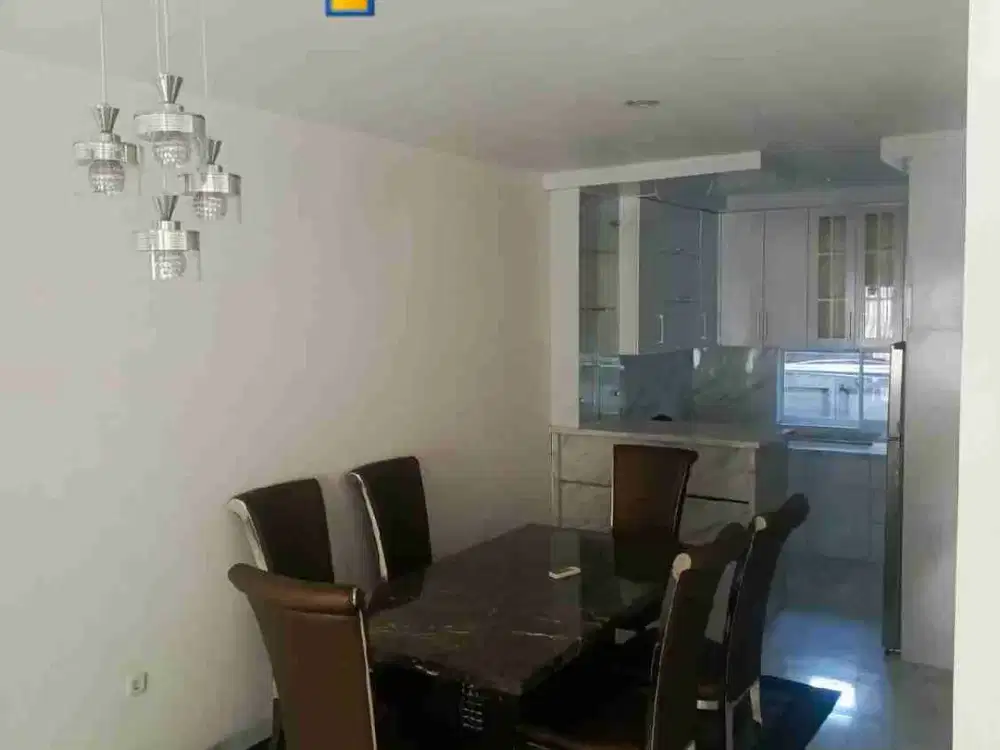 Rumah Dijual Ciputat, 3 Lantai SHM Siap Huni, An