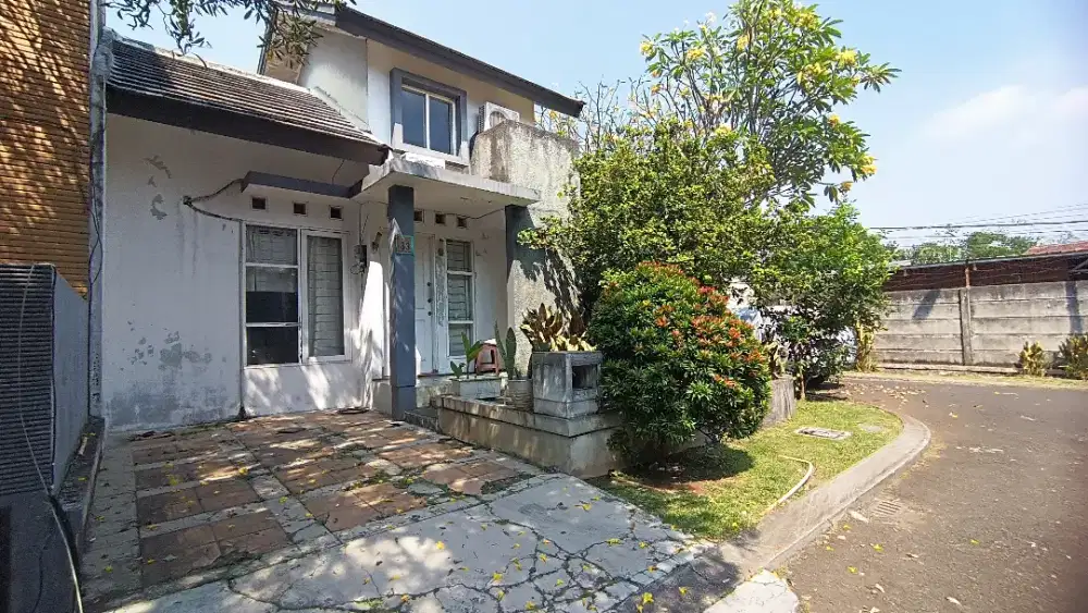 Rumah Hook Permata Bintaro Sektor 9 LT140 LB±80 Harga Nego
