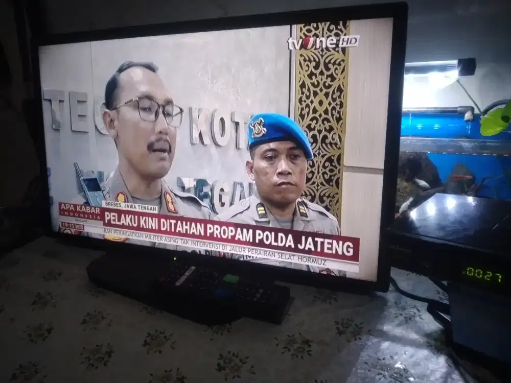 jual tv sharp aquos