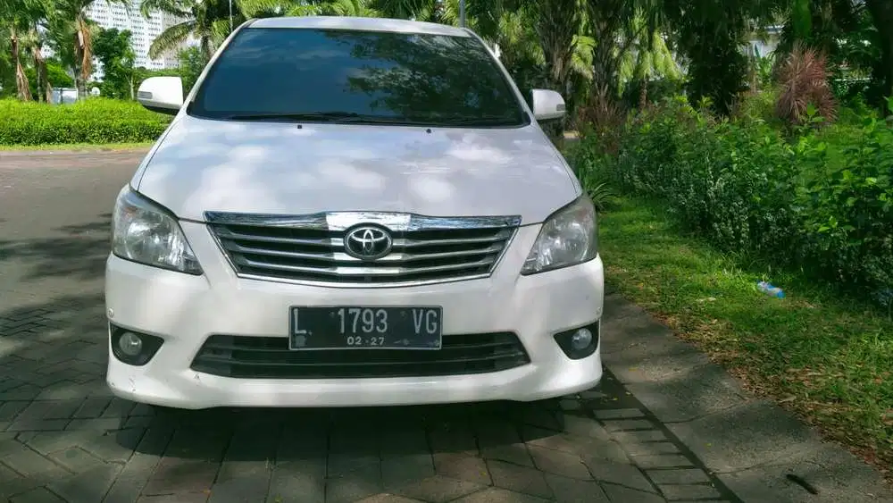 Toyota Kijang Innova 2012 Bensin