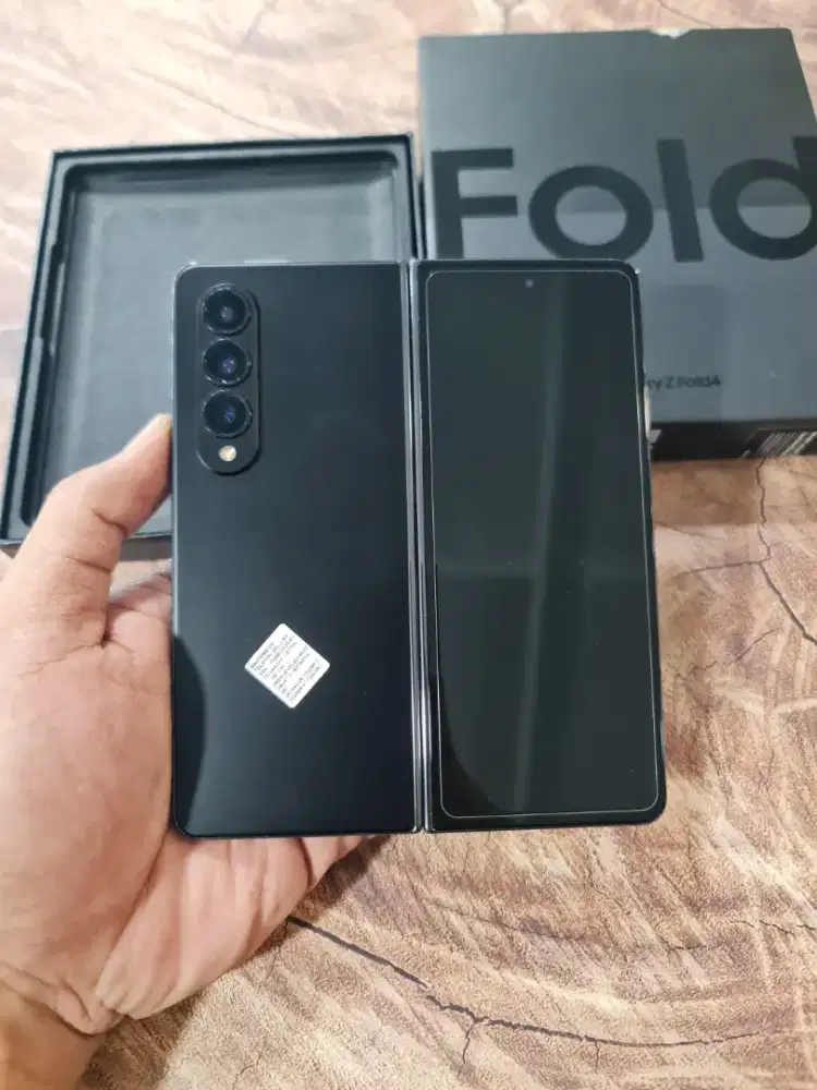 Samsung Z fold 4 256gb sein