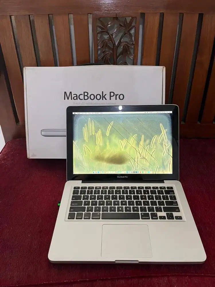 MacBook Pro 13.3 inc Mid 2010