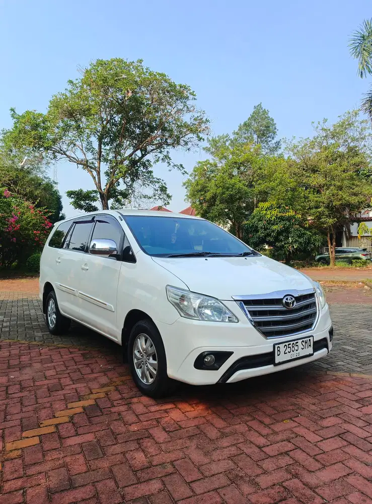 Toyota Kijang Innova 2.0 G A/T 2013