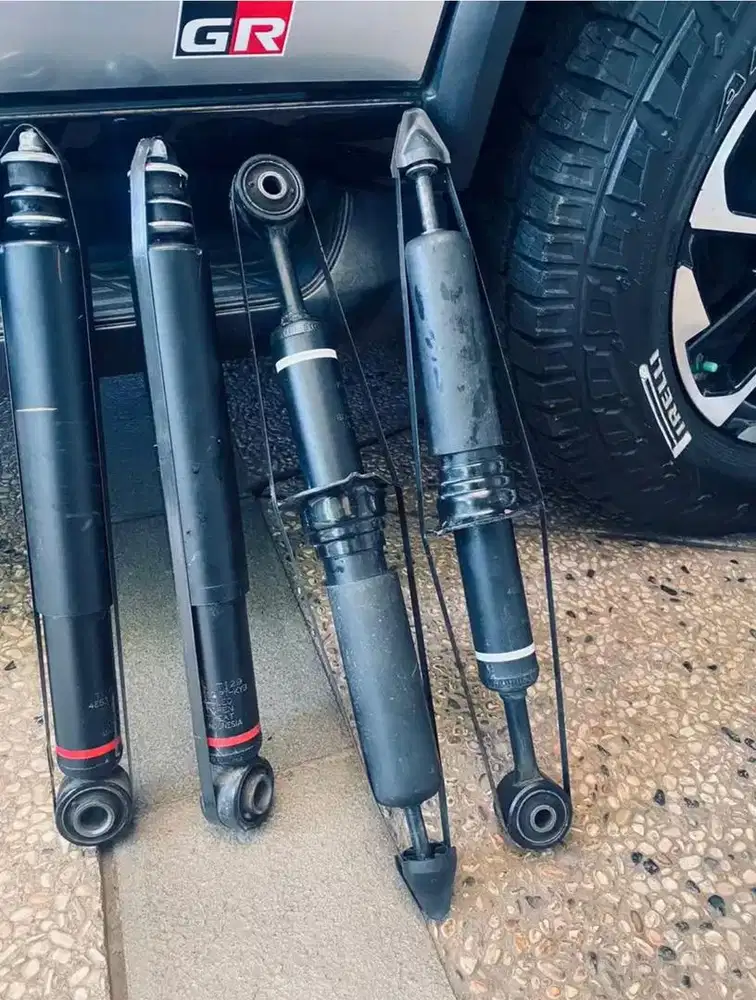 Shockbreaker original fortuner GR 2025