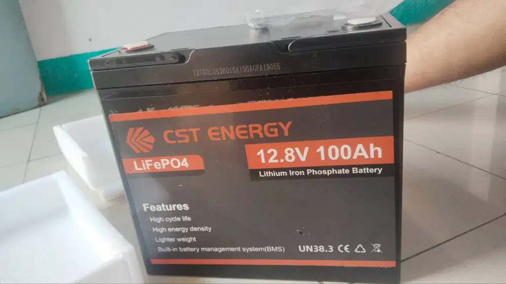 Aki panel listrik 100ah . 12.8v