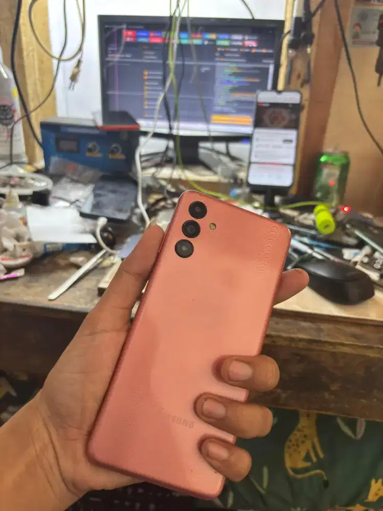 Samsung a04s bekas