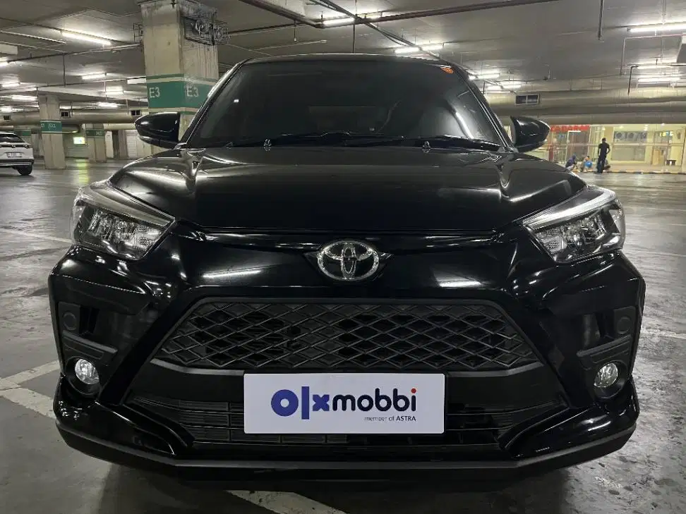 TDP 10 JT Toyota Raize 1.2 G One Tone Bensin-AT Hitam 2021