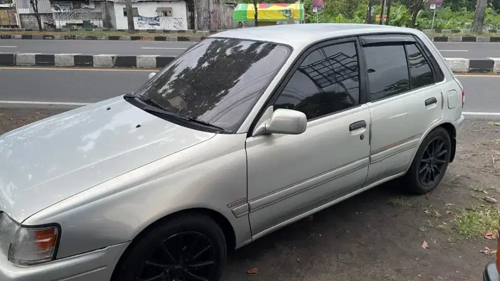 Starlet 1.3 SEG Tahun 95 Mulus siap pakai