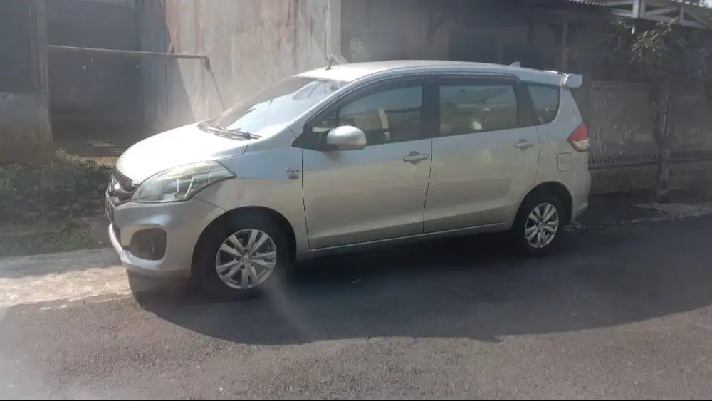 ERTIGA GL  2016