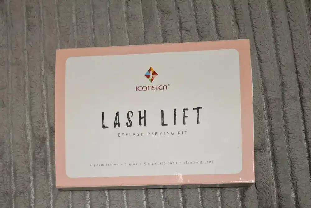 Eyelash perming kit