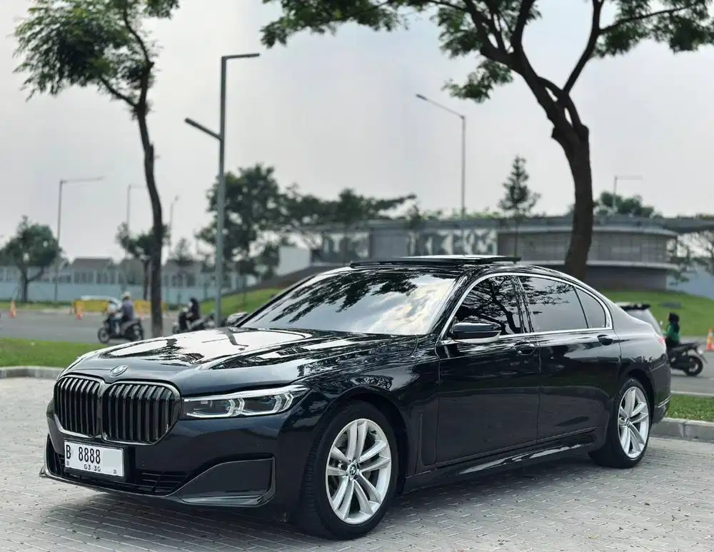 Full Facelift!! BMW 730Li G12 2019