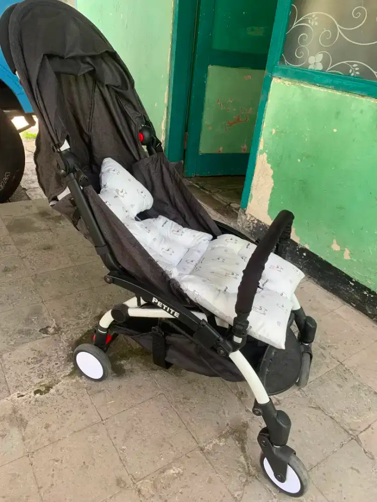 Jual stroller kondisinya masih mulus