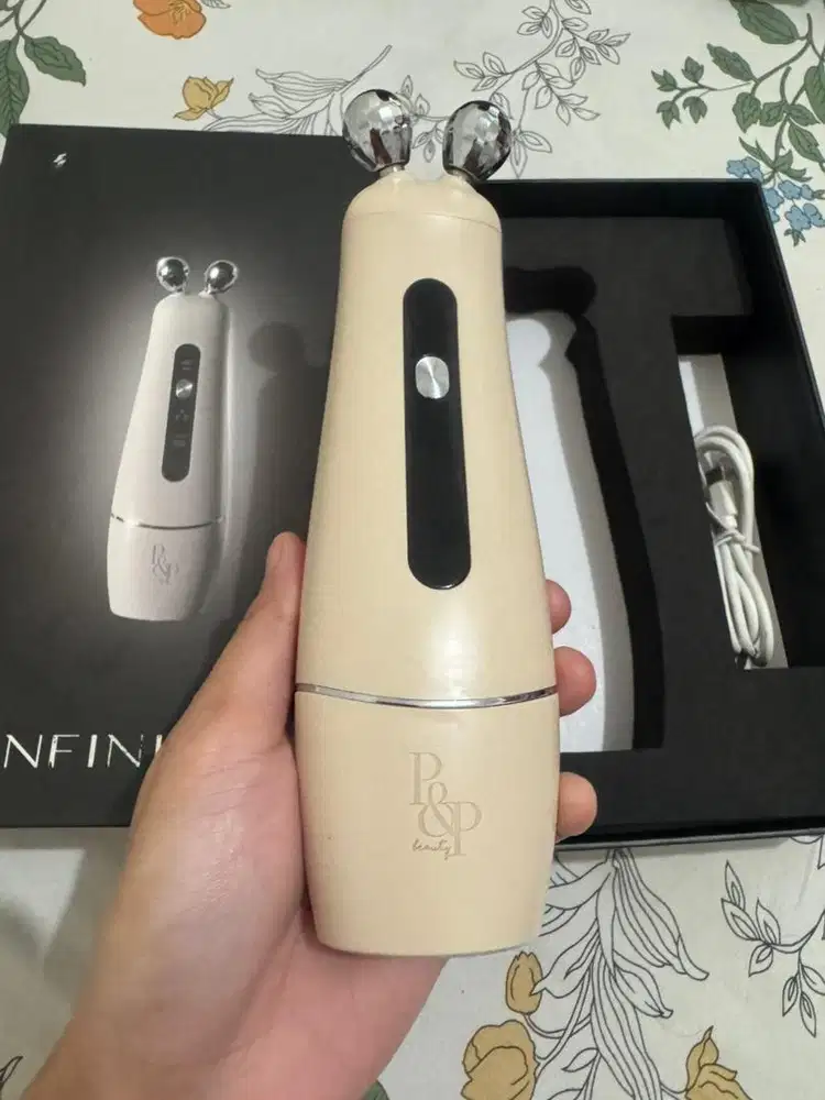 PNP INVINITY PRO - PREMIUM BEAUTY DEVICE