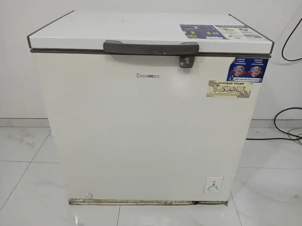 Freezer Box Merk Changhong 200 Liter siap pakai murah bandung