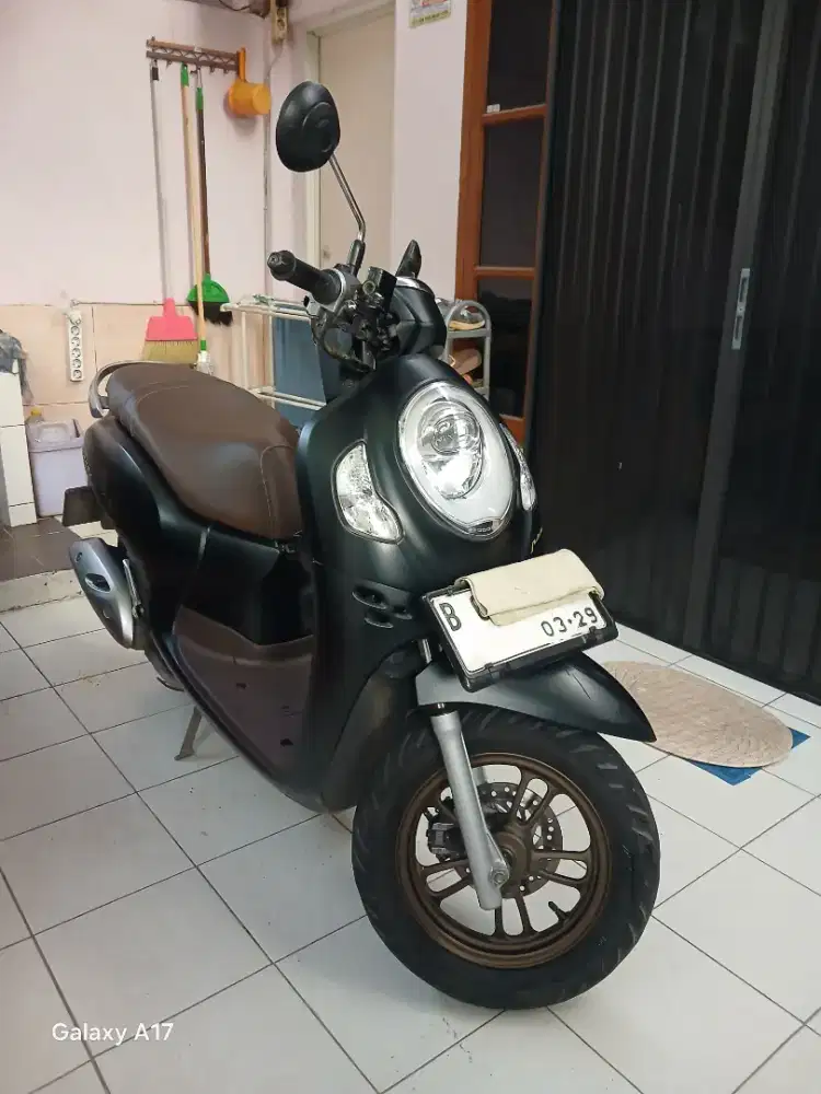 Jual Scoopy Prestige Hitam, Pemilik.