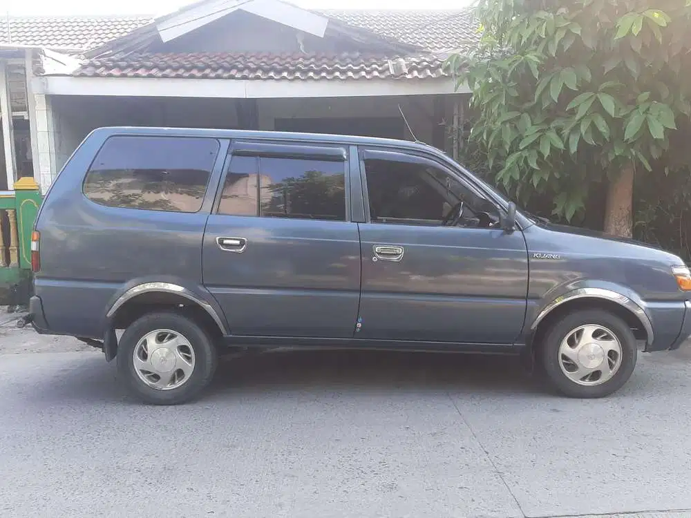 Toyota Kijang 1997 Bensin