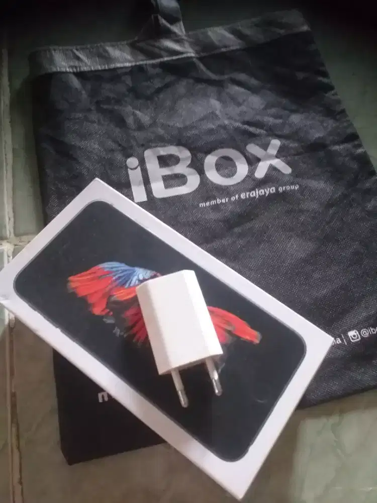 Charger dan Dus
