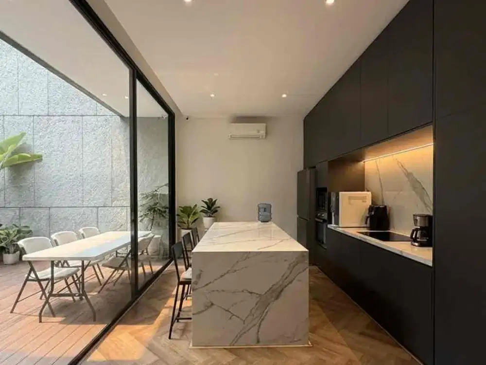 Rumah cantik siap huni full furnished private swimming pool BSD