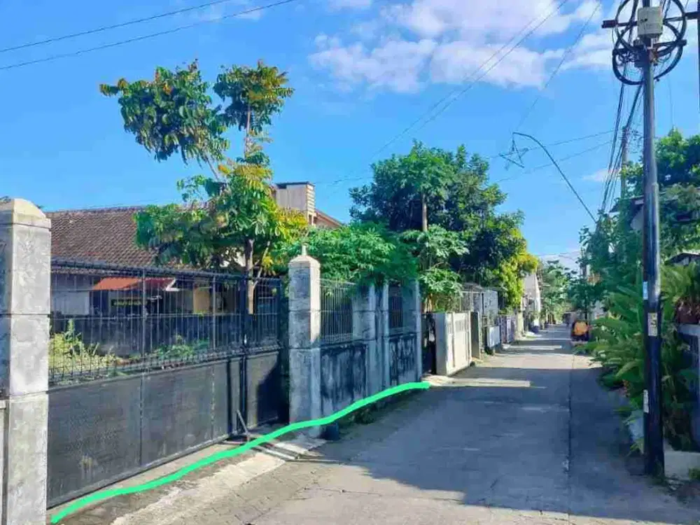 DI JUAL TANAH STRATEGIS AREA DEKAT HOTEL HYATT, HOTEL SOVIA, SEKOLAH AL-AZHAR ,YIS, JALAN PALAGAN SLEMAN