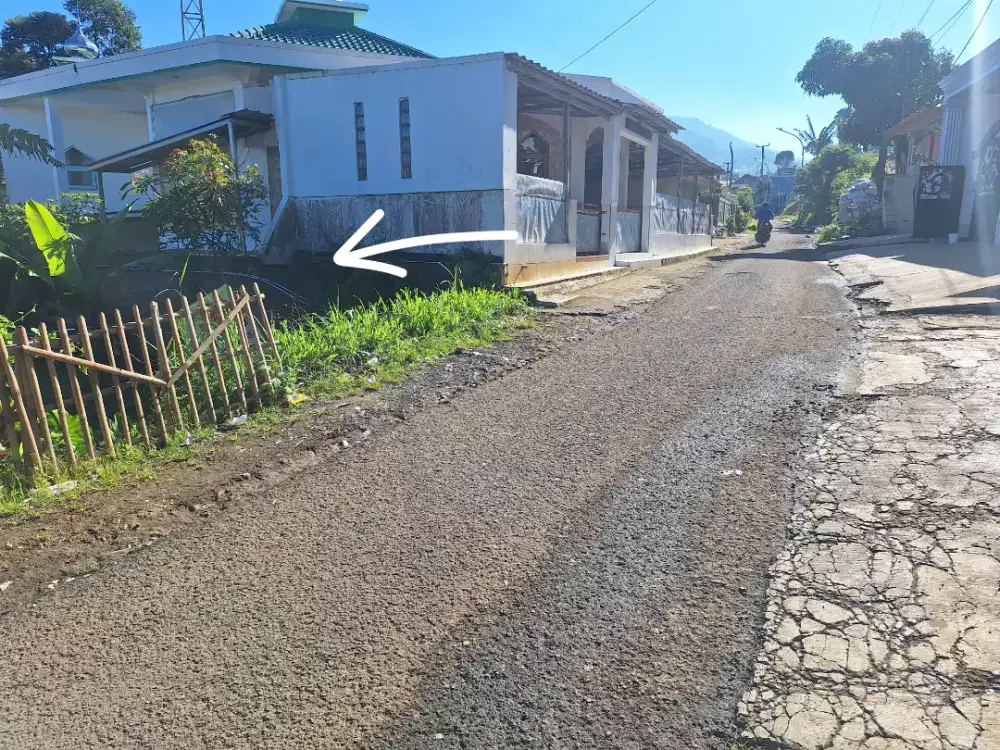 Di Jual sebidang tanah kosong (bisa utk kebun)