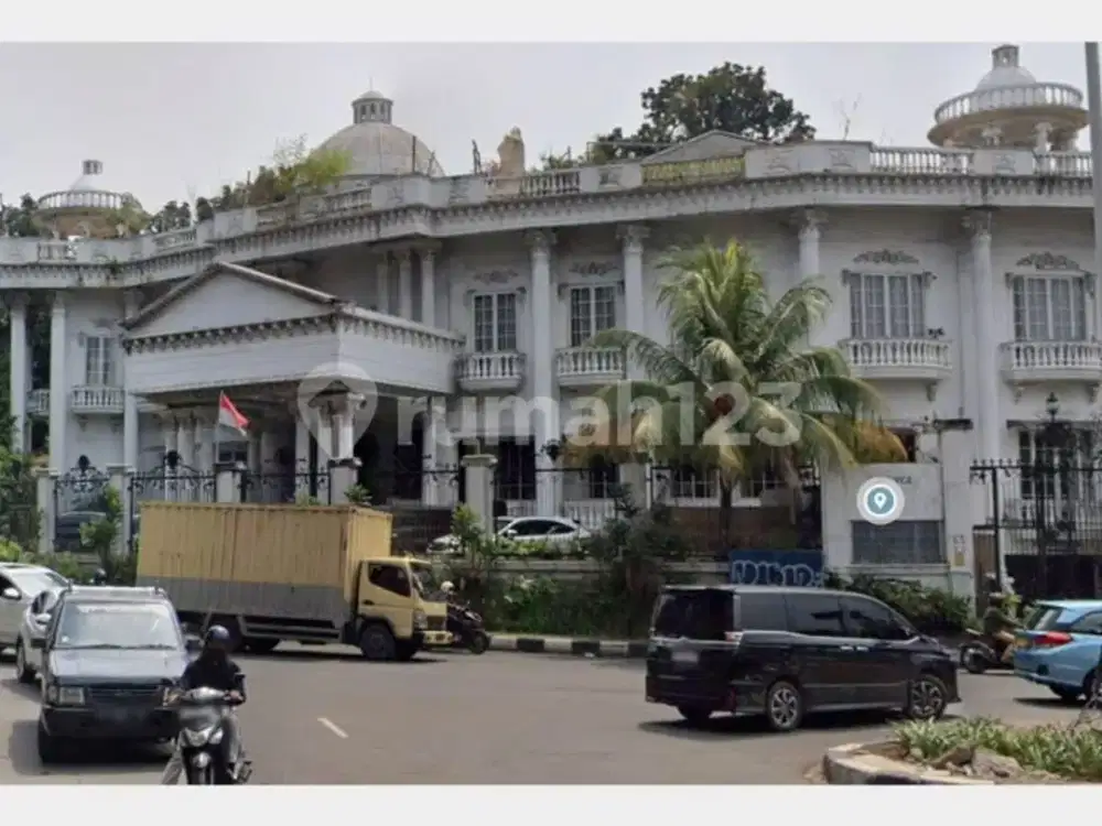 Ruang Usaha Disewa Dilokasi Prime, Luas Mulai Dari :75 M2, bisa di Extend (Lihat Layout), Jl Metro Pondok Indah , Jaksel