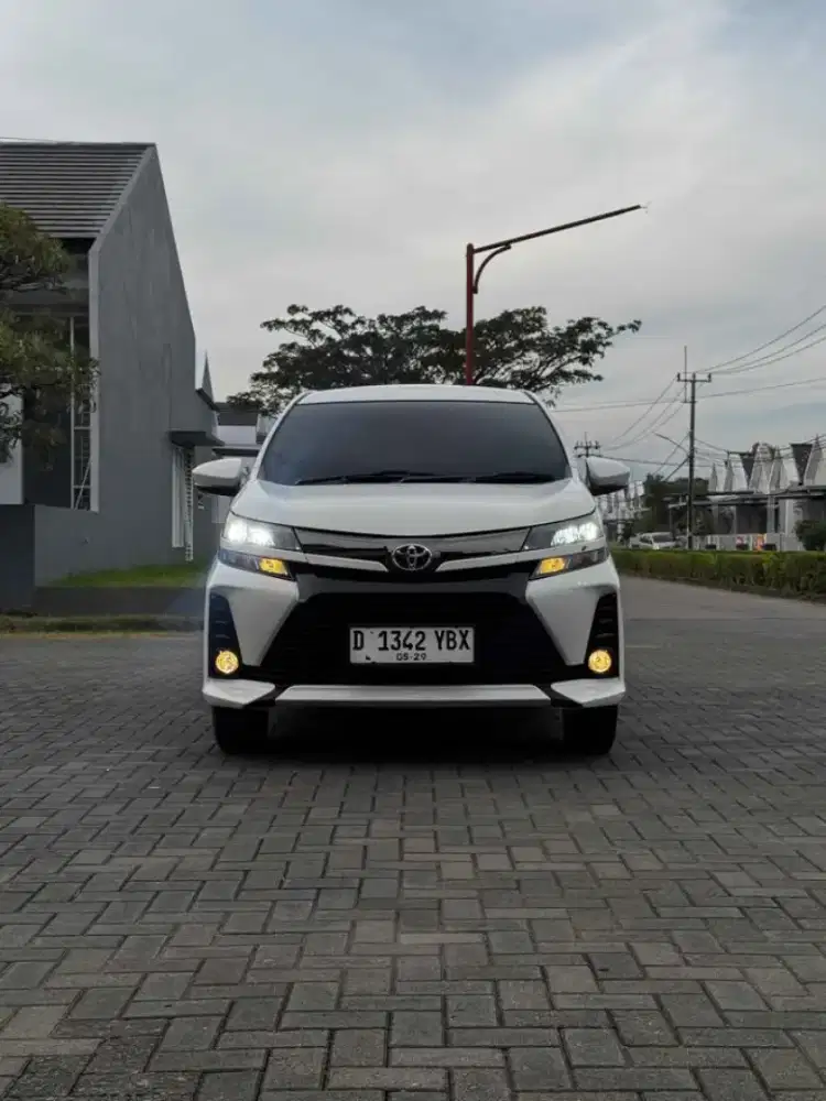 Dijual Toyota Avanza Veloz AT 2019
