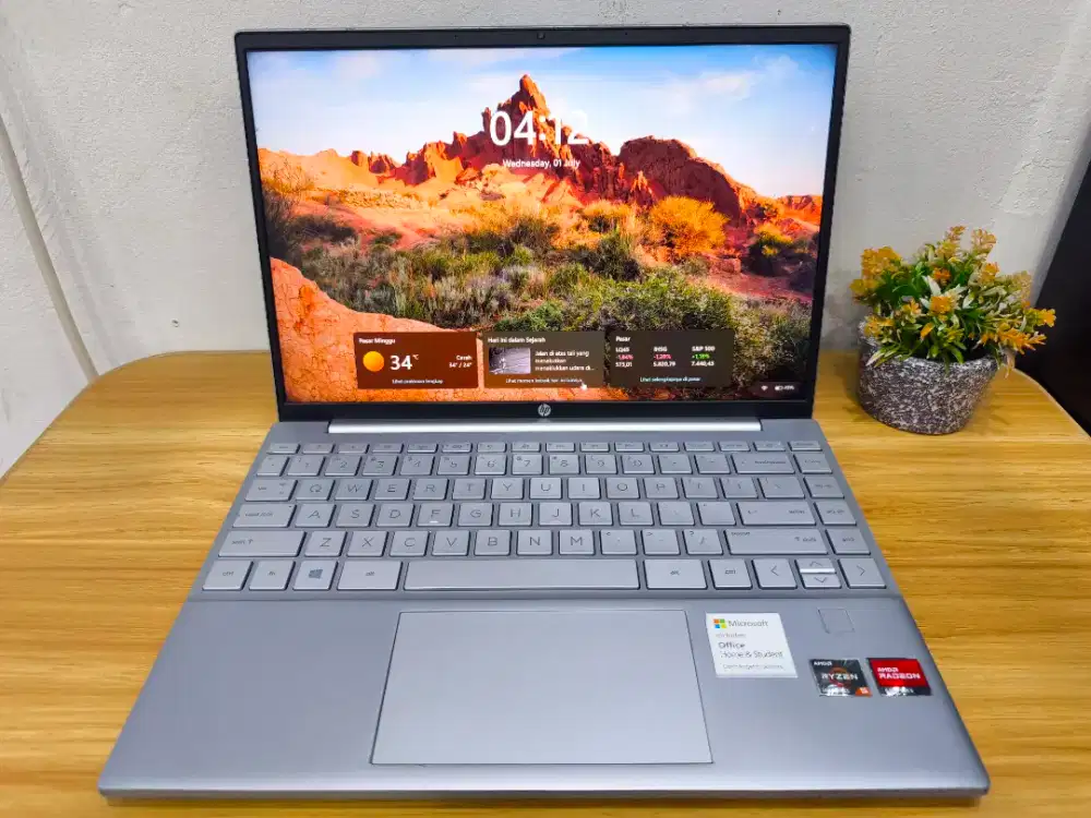 HP pavilion Aero 13
Ryzen 5-5600U/RAM 16GB/SSD 512GB/13.6 FHD
WIN 11