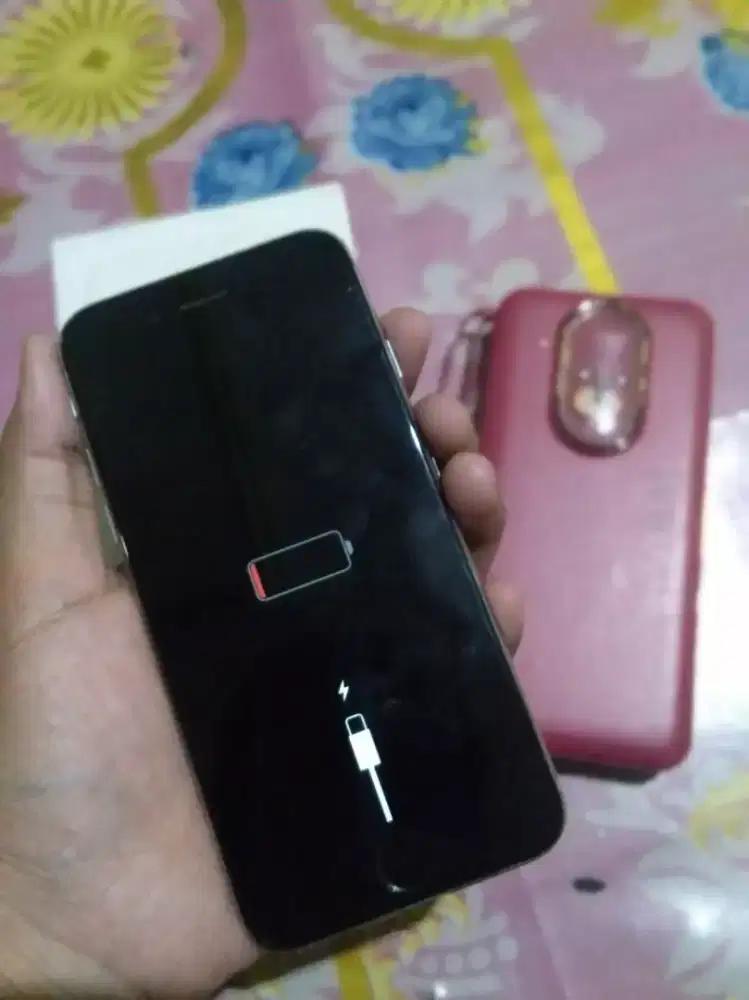 Dijual IPhone 6