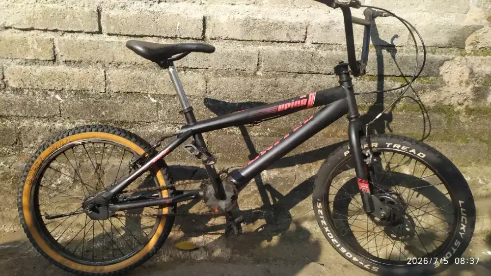 Sepeda bmx United uk 20