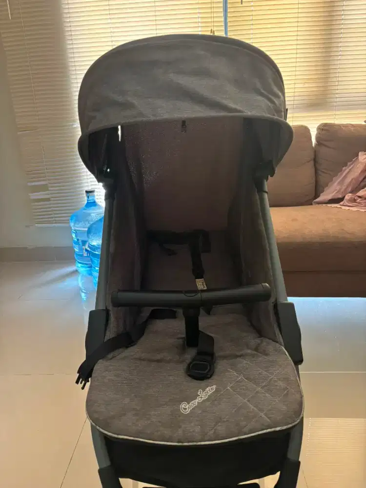 Preloved stroller baby cocolatte iconic x