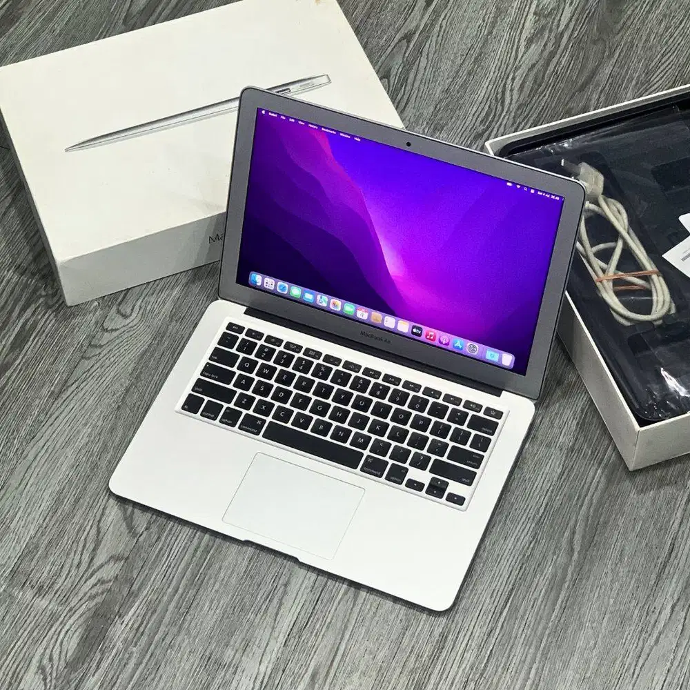 MACBOOK AIR 2017 8GB/128B FULLSET