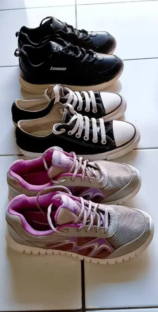 Semua 100rb sepatu ukuran 38 semuanya