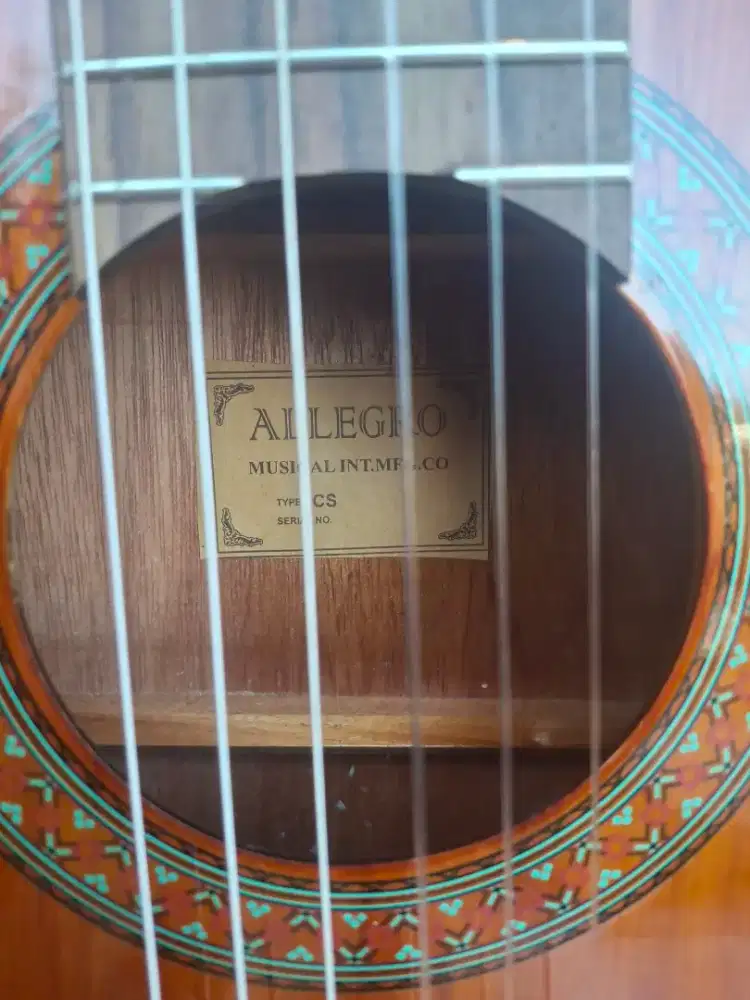 Gitar klasik 4/4 merk Aleggro baru