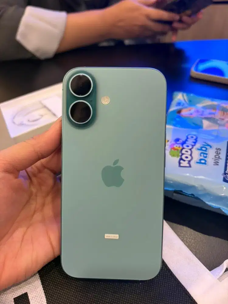 iphone 17 UR SENCY