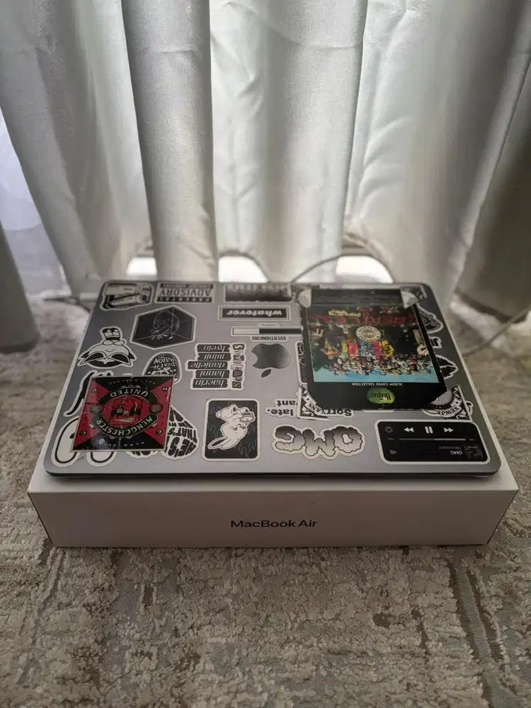 Macbook Air M1 8/256