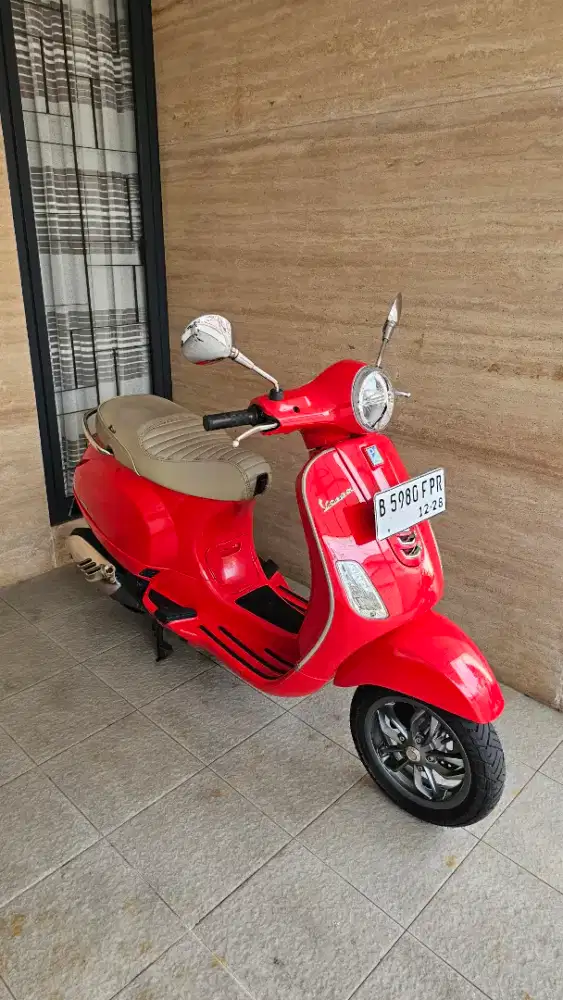 VESPA LX 125 I-GET 2023 LOW KM